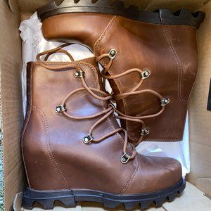 Joan of Arctic Wedge III Lace Boots